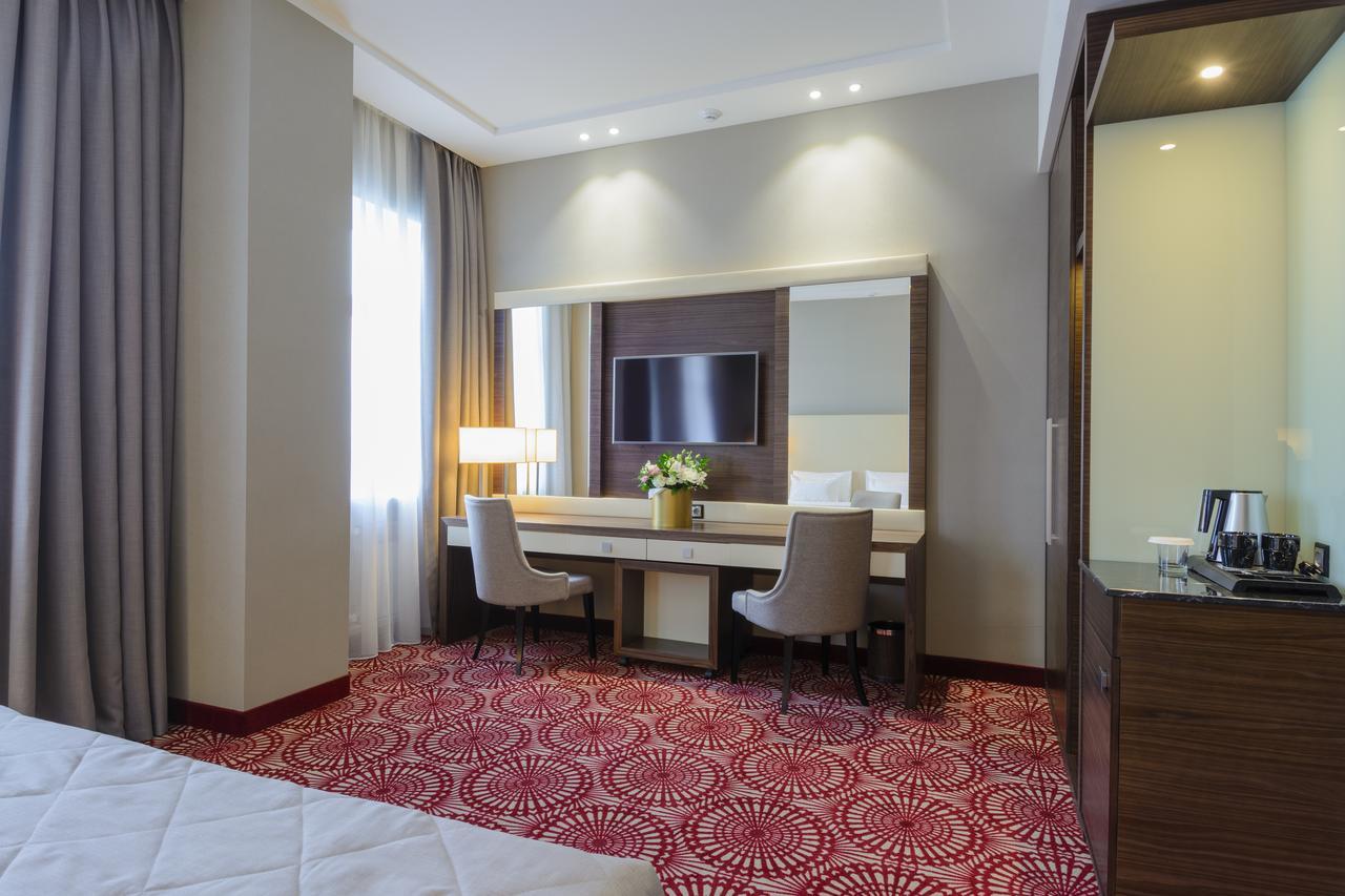 Hotel Senator Karagandy Εξωτερικό φωτογραφία